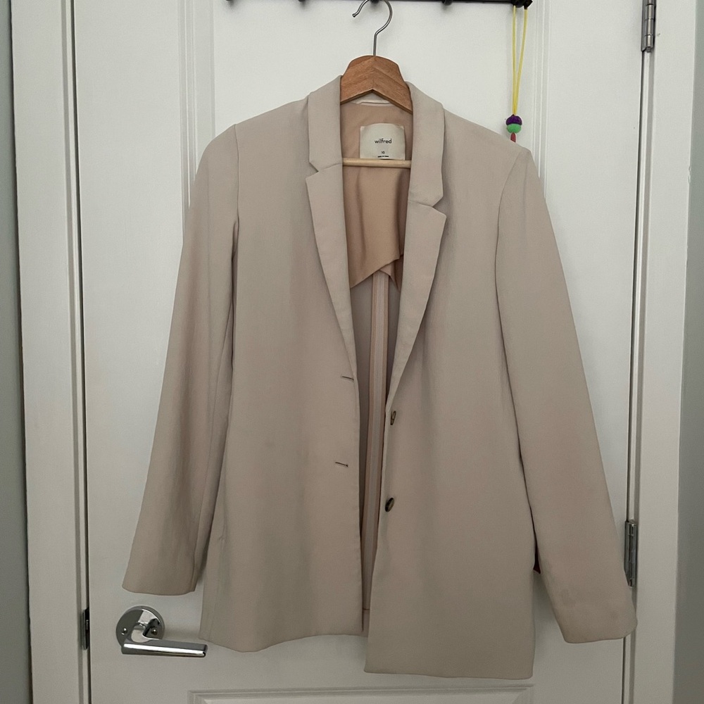 Aritzia Wilfred Blazer